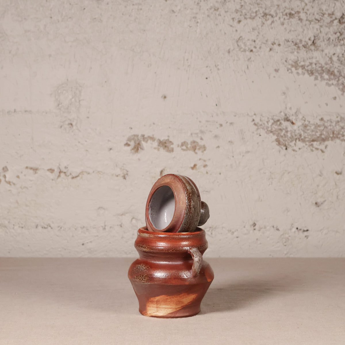 Auburn Vessel with Lid