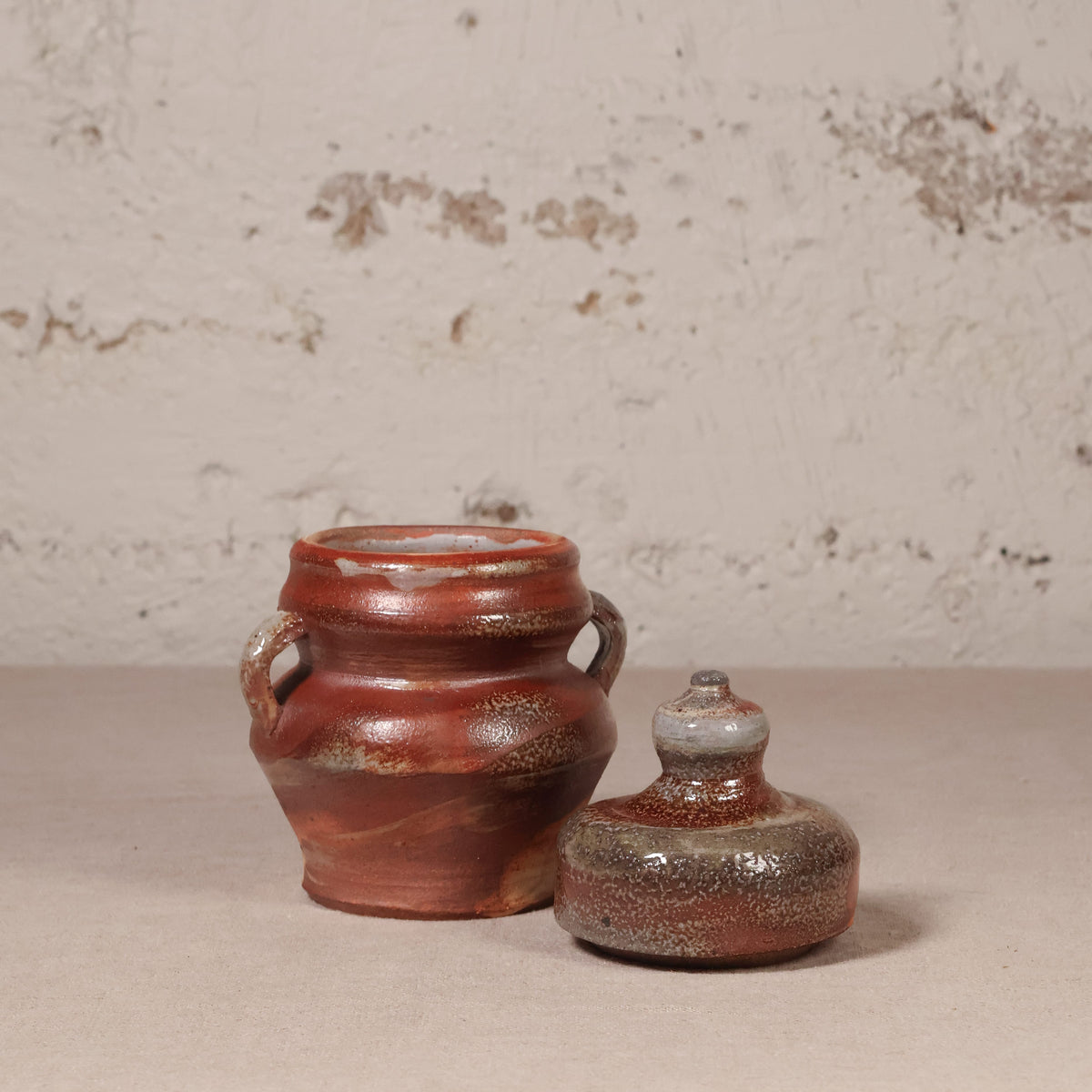 Auburn Vessel with Lid